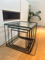 Minimalist Max Sauze ‘Isocele’ nesting tables, Glas, Minder dan 45 cm, Gebruikt, Ophalen of Verzenden