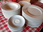 Serviespakket voor 60€, Huis en Inrichting, Keuken | Servies, Ophalen, Gebruikt, Porselein, Bord(en)