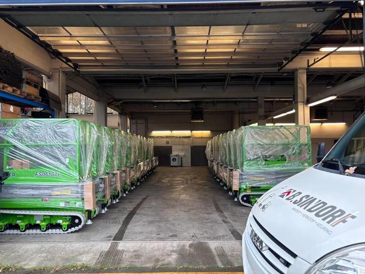 Fronteq FS0610TL NEW ON STOCK!, Articles professionnels, Machines & Construction | Ascenseurs, Échafaudages & Échelles