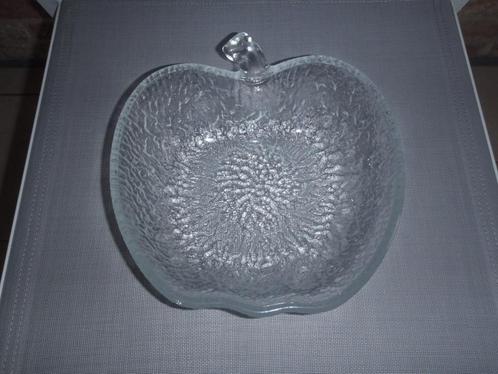 saladeschaal in de vorm van appels, Huis en Inrichting, Keuken | Servies, Nieuw, Kom(men), Glas, Ophalen