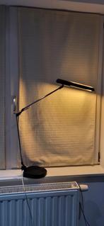 Bureau lamp, Enlèvement