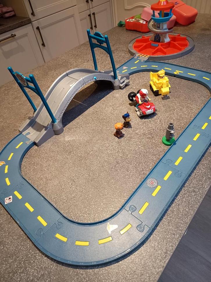 paw patrol roll rijbaan, Kinderen en Baby's, Speelgoed |Speelgoedvoertuigen, Gebruikt, Ophalen
