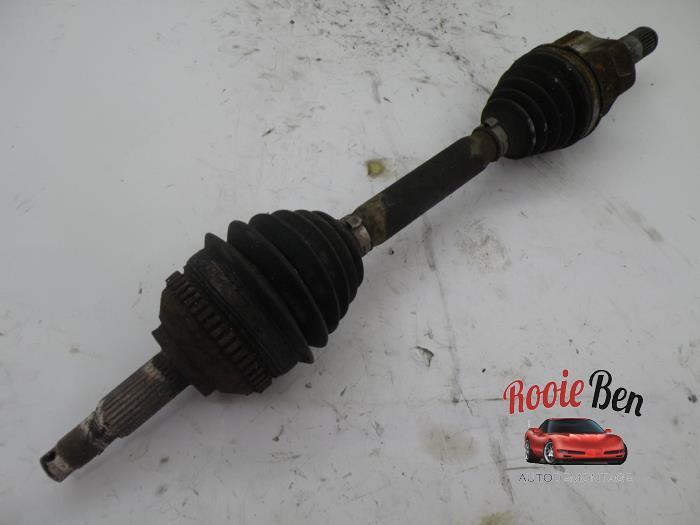 Aandrijfas links-voor van een Dodge Ram Van, Auto-onderdelen, Remmen en Aandrijving, Dodge, Gebruikt, 3 maanden garantie, Ophalen of Verzenden