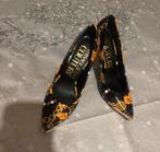 Versace jeans couture klassieke pumps maat 36, Enlèvement ou Envoi, Comme neuf