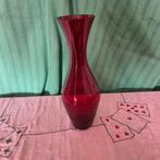 Rode glazen vaas (28cm hoog), Ophalen, Gebruikt, Glas, Minder dan 50 cm