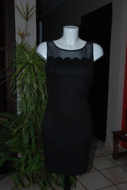 Noël Superbe petite robe droite noire habillée Taille S, Vêtements | Femmes, Robes, Comme neuf, Taille 36 (S), Noir, Longueur genou