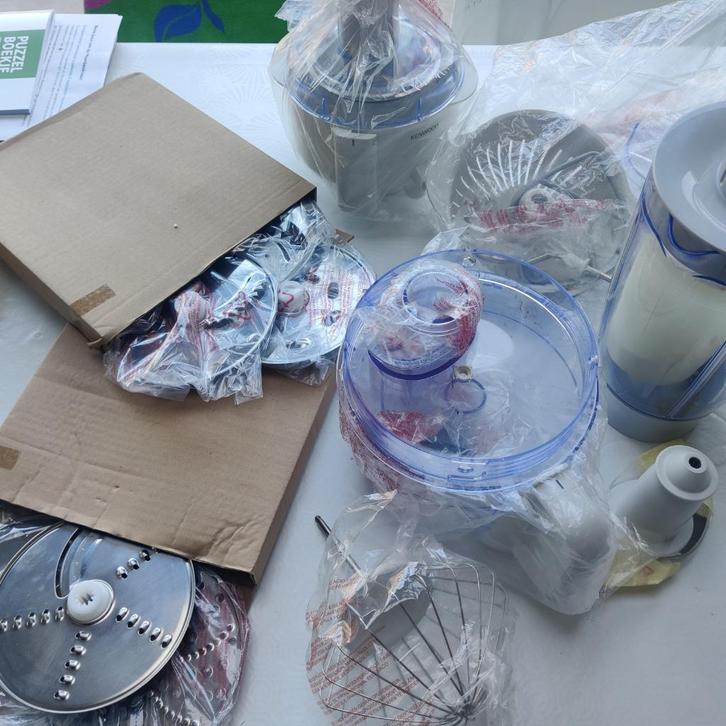 KENWOOD  KM260 onderdelen, Elektronische apparatuur, Keukenmixers, Nieuw, 3 tot 4 liter, Vaatwasserbestendig, Ophalen of Verzenden