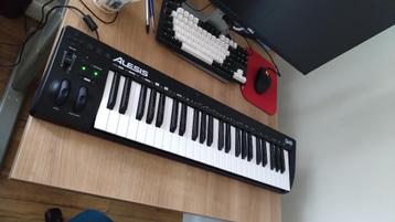Alesis Q49 mkii Midi Keyboard, Autres marques, Connexion MIDI, Comme neuf, Enlèvement
