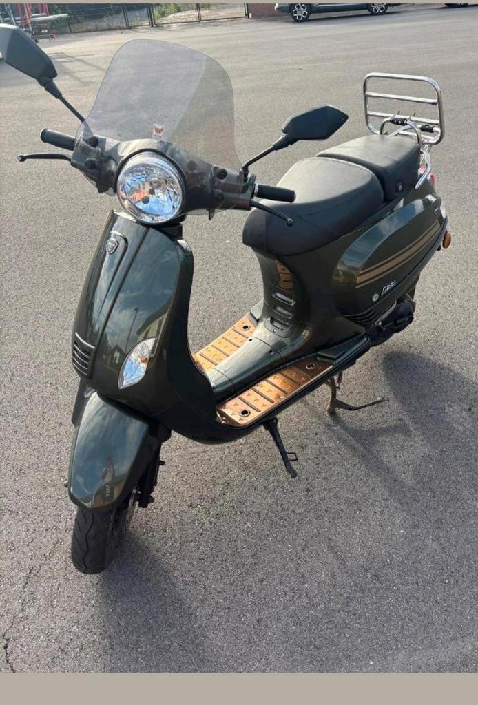 Neco Azzuro GP50 klasse b, Fietsen en Brommers, Brommers | Vespa, Gebruikt, Ophalen