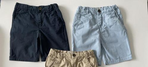Blauwe shorten met bijpassende riem maat 116, Kinderen en Baby's, Kinderkleding | Maat 116, Zo goed als nieuw, Jongen, Broek, Ophalen of Verzenden