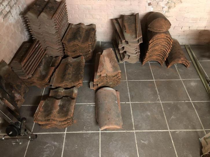 Klassieke dakpannen, Doe-het-zelf en Bouw, Dakpannen en Dakbedekking, Gebruikt, Dakpannen, Steen of Klei, Rood, 5 tot 10 m², Ophalen
