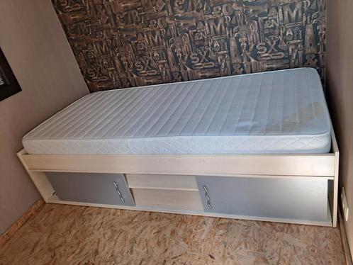 Eenpersoonsbed met opbergvakjes, Huis en Inrichting, Slaapkamer | Bedden, Gebruikt, Eenpersoons, 90 cm, 200 cm, Hout, Overige kleuren
