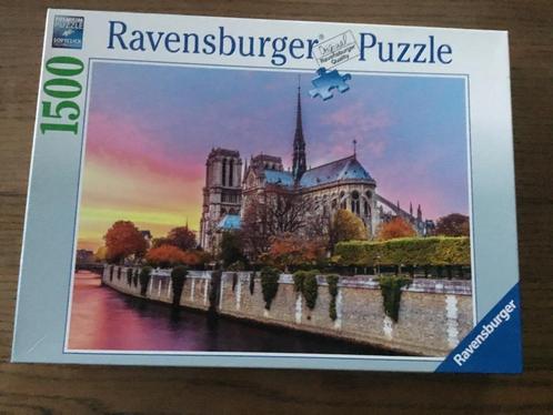 Puzzel Ravensburger 1000 stukjes Schilderachtige Notre Dame, Hobby & Loisirs créatifs, Sport cérébral & Puzzles, Utilisé, Puzzle