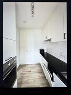 Appartement met 2 slaapkamers, terras en garage te Lier., 50 m² of meer, Provincie Antwerpen
