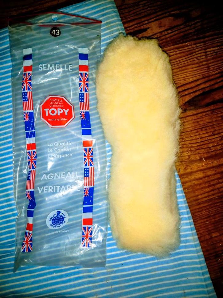 Semelles intérieure agneau véritable, Hobby & Loisirs créatifs, Timbres épargne, Envoi