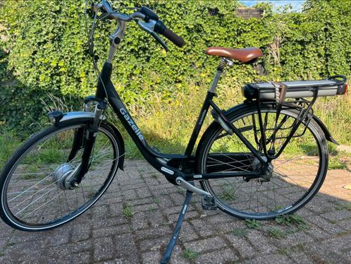 Te koop: Gazelle Elektrische Fiets – Rijdt perfect!, Fietsen en Brommers, Fietsen | Dames | Damesfietsen, Gebruikt, Gazelle, (Extra) lage instap