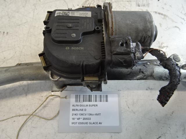 MOTEUR ESSUIE-GLACE AVANT Giulia (952) (00505434570), Utilisé, Alfa Romeo
