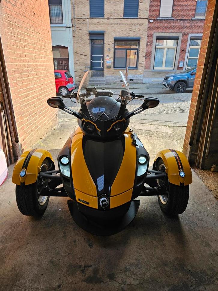 Très beau Spyder (1 ere série numérotée) 34.000 kms, Motos, Quads & Trikes, Enlèvement