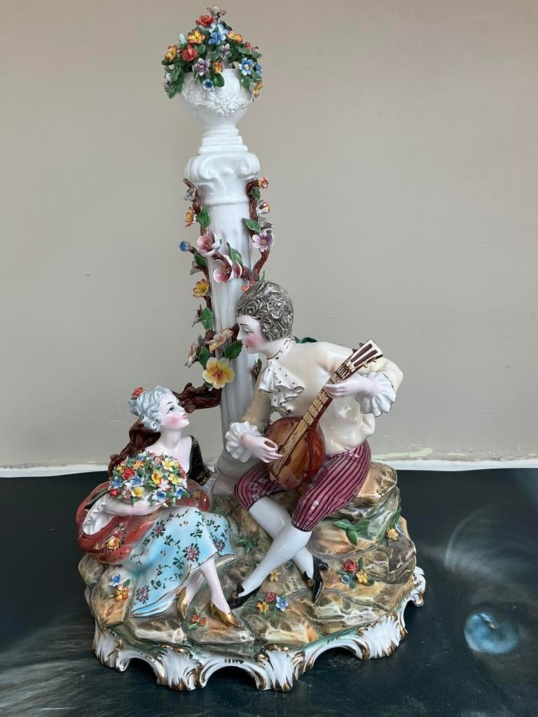 Porseleinen beeld man & vrouw, Ophalen