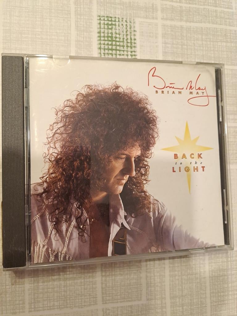 Brian May ; back to the Light cd, Enlèvement ou Envoi