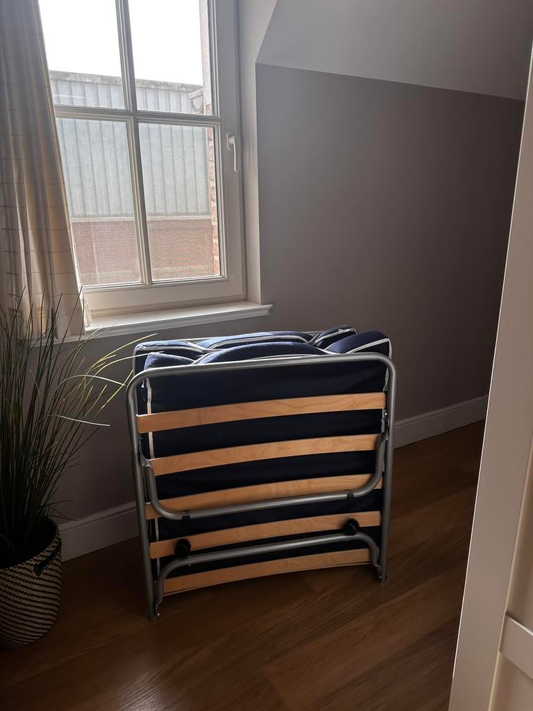 Opklapbed - eenpersoonsbed, Huis en Inrichting, Slaapkamer | Bedden, Ophalen, 90 cm, Eenpersoons, Zo goed als nieuw