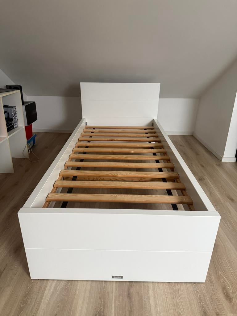 Eenpersoonsbed Bopita, Huis en Inrichting, Slaapkamer | Bedden, Ophalen, Zo goed als nieuw