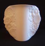 VINTAGE 60' : Porselein vaasje van KAISER met bloemen decor, Neuf, Moins de 50 cm, Poterie ou Porcelaine, Enlèvement