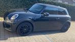 Mini cooper zwart van 11/2022, Auto's, 4 zetels, Zwart, Leder, Bedrijf