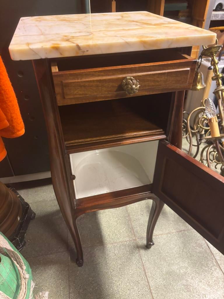 Antiek frans nachtkastje - eind 19de eeuw, Enlèvement