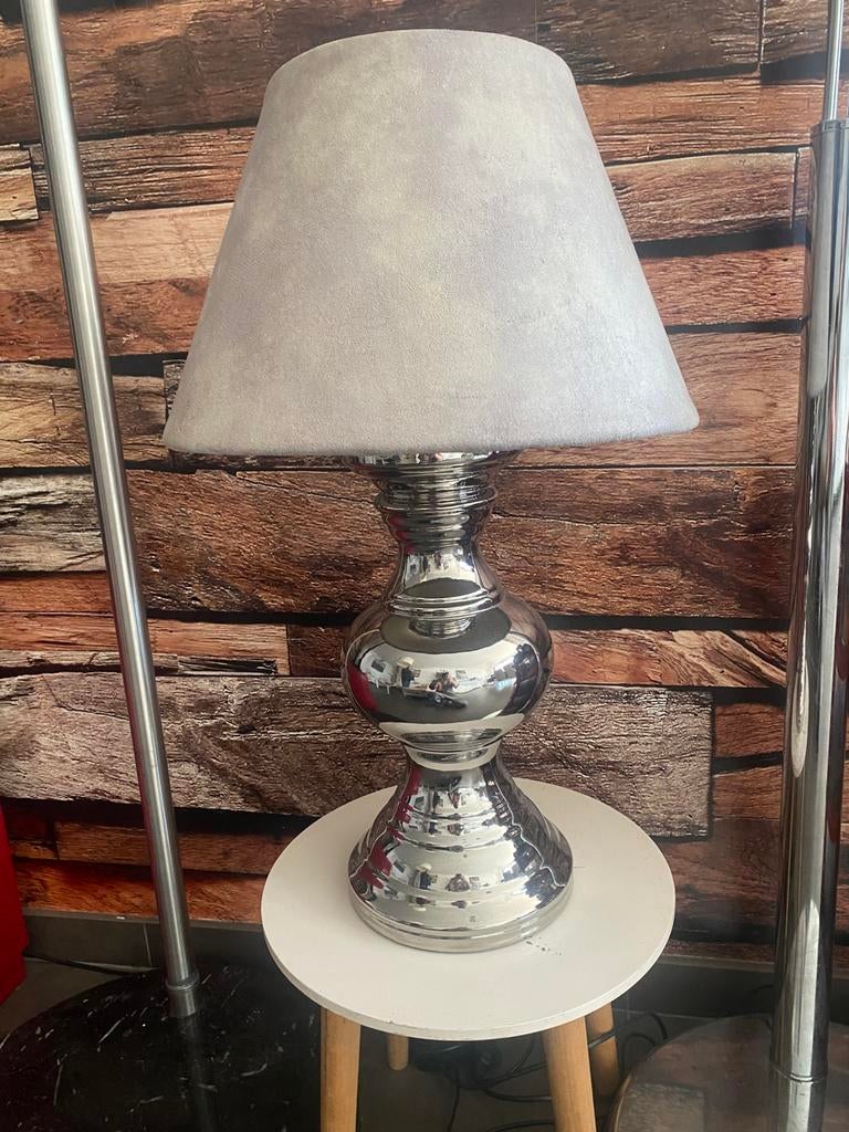 Grote chrome lamp kastlamp, Ophalen, Zo goed als nieuw