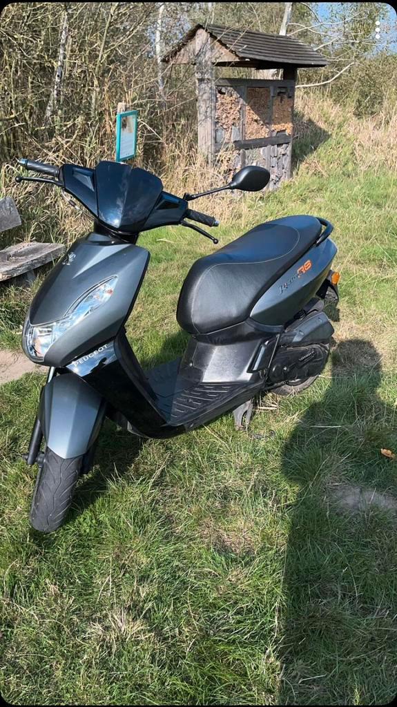 Kisbee rs 50cc a-klasse 4t, Fietsen en Brommers, Scooters | Peugeot, Gebruikt, Overige modellen, Klasse A (25 km/u), Benzine, Ophalen
