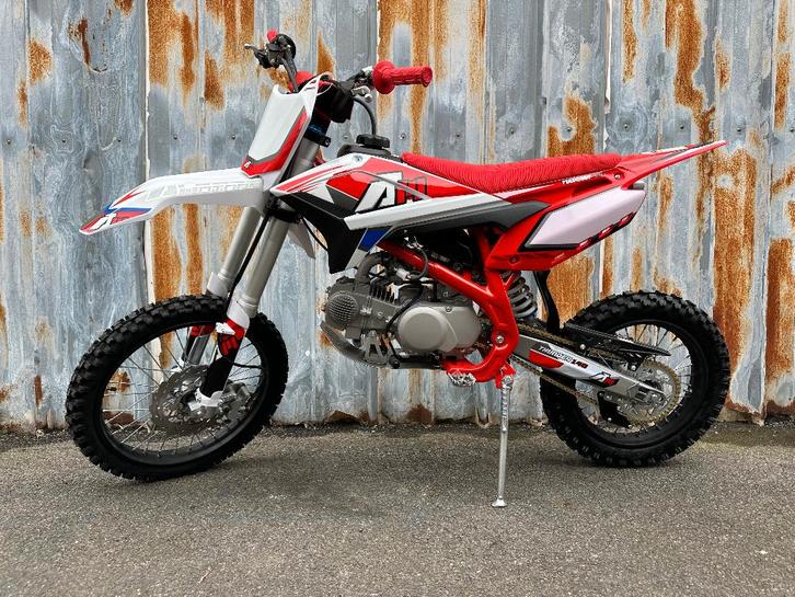 Apollo Thunder Pitbikes 140 cc Bespaar tot 300euro, Fietsen en Brommers, Minibikes, Midibikes en Pitbikes, Pitbike, Ophalen of Verzenden