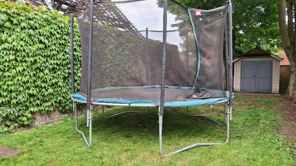 Berg trampoline 380diameter, Ophalen