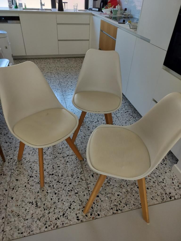 3 witte stoelen, af te halen, Gebruikt, Twee, Wit, Modern