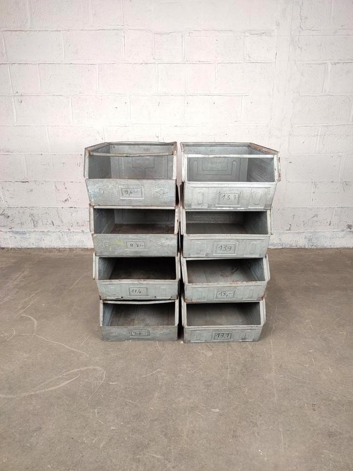 8 grote Schäfer stapelbakken, Antiquités & Art, Antiquités | Outils & Instruments, Enlèvement