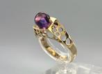 Gouden Vintage ring met edelsteen amethist. 2026/220., Paars, Ophalen of Verzenden, Zo goed als nieuw, 17 tot 18