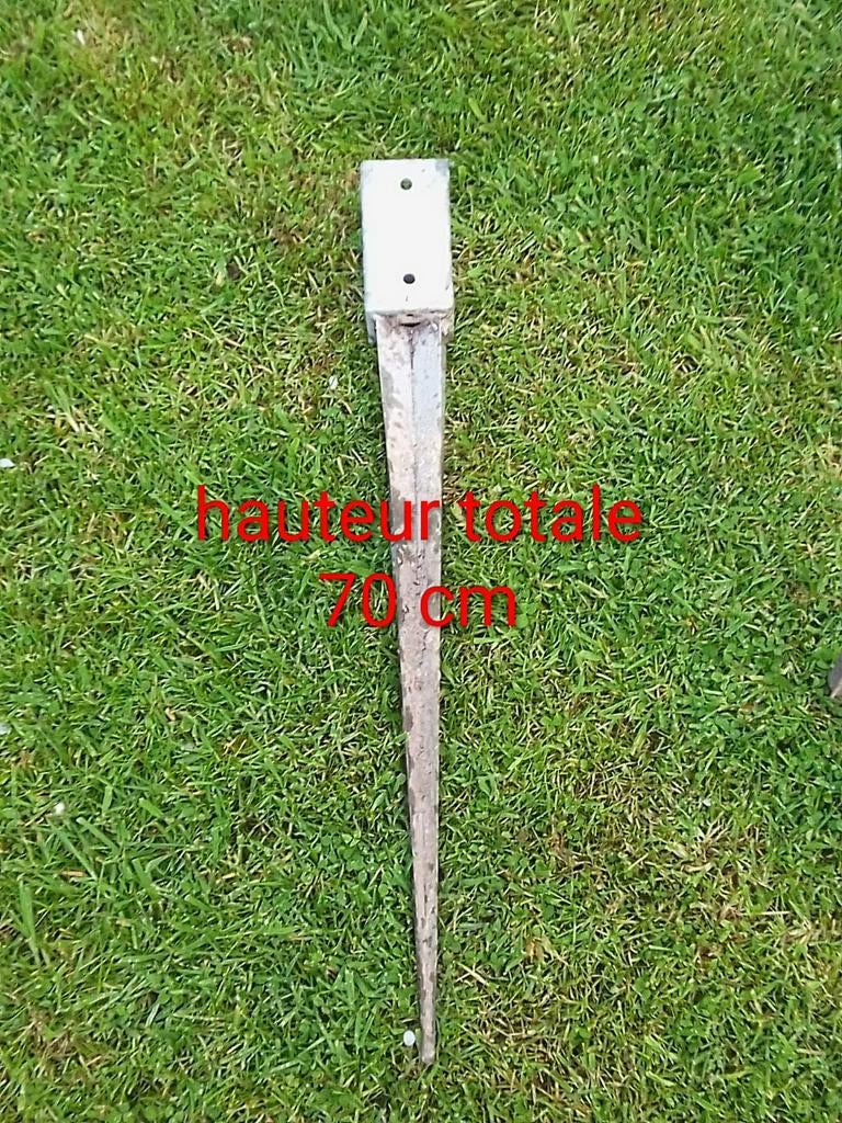 Support de poteaux, Enlèvement, Utilisé, Poteaux