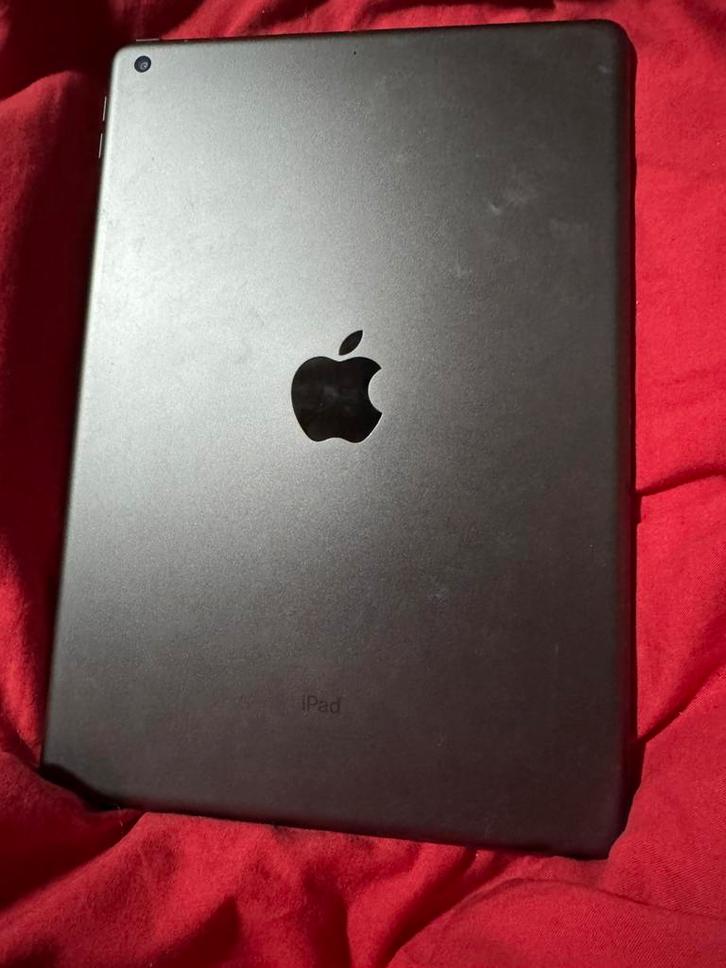 iPad 8e generatie 32GB  + Pencil + hoes – perfecte staat, Computers en Software, Apple iPads, Gebruikt, Apple iPad, Wi-Fi en Mobiel internet