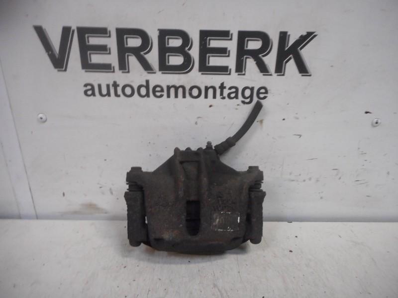 ETRIER DE FREIN AVANT GAUCHE Peugeot 206 (2A / C/H/J/S), Utilisé, Peugeot