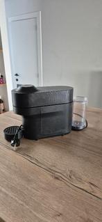 machine à café, Réservoir d'eau amovible, Dosettes et capsules de café, 1 tasse, Comme neuf