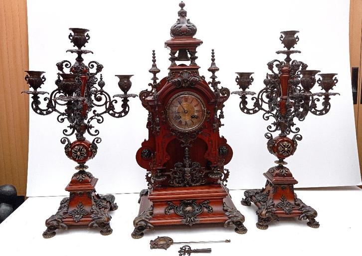 Horloge LENZKIRCH 1881-1882 pièce de musée, Antiquités & Art, Antiquités | Horloges, Enlèvement ou Envoi