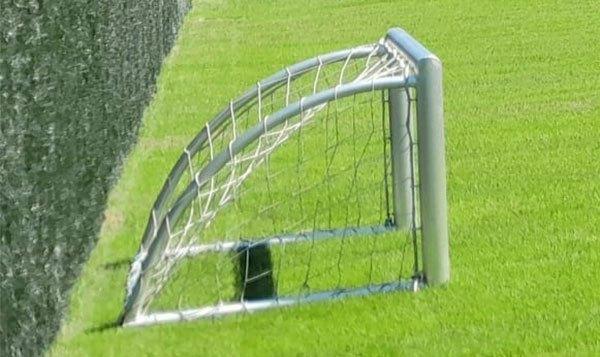 Minivoetbal goals te huur, Hobby en Vrije tijd, Feestartikelen | Verhuur, Ophalen