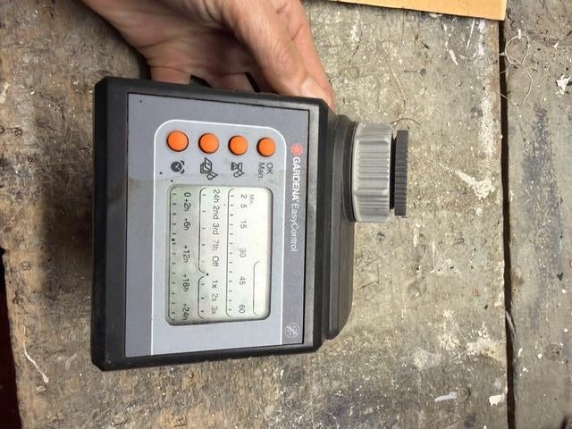 Gardena sproeicomputer en sproeier, Tuin en Terras, Bewateringscomputers, Ophalen of Verzenden, Zo goed als nieuw