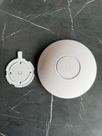 Ubiquiti Unifi AP AC LR (Bieden toegestaan), Informatique & Logiciels, Points d'accès, Enlèvement ou Envoi, Comme neuf