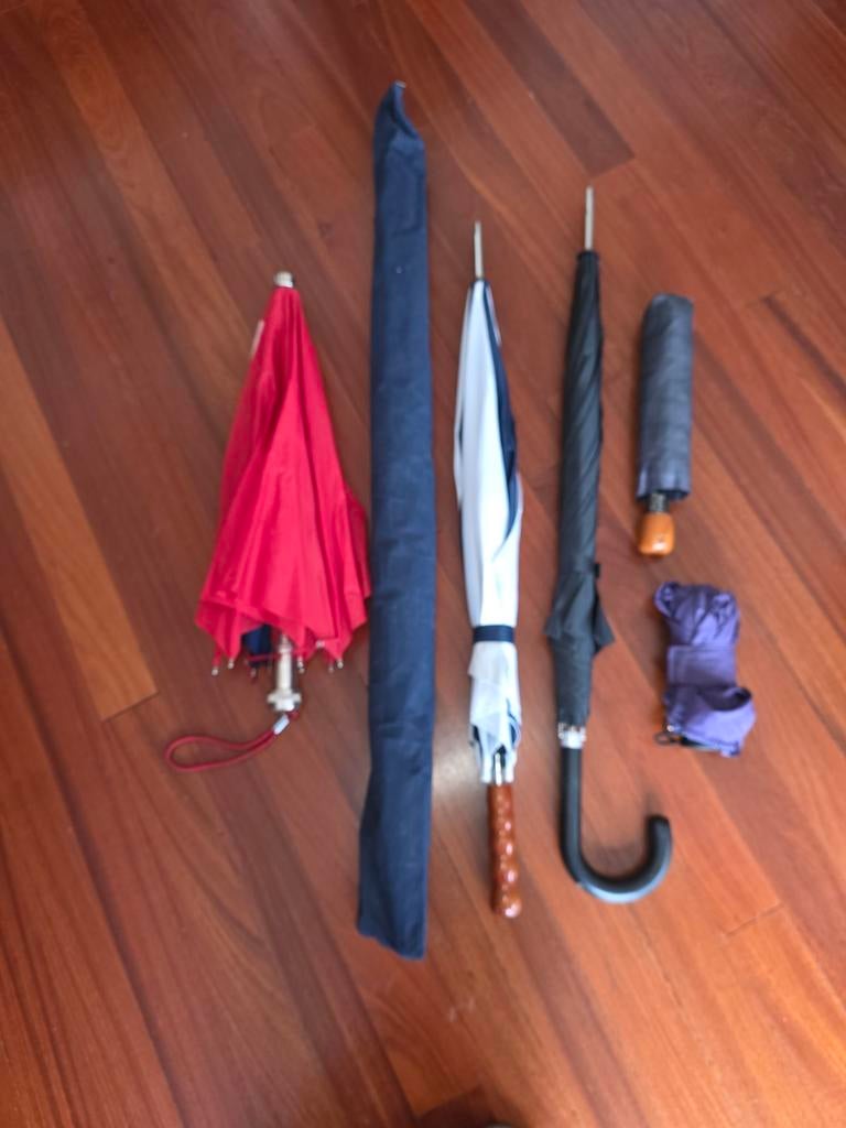 Lot de 6 parapluies, Enlèvement