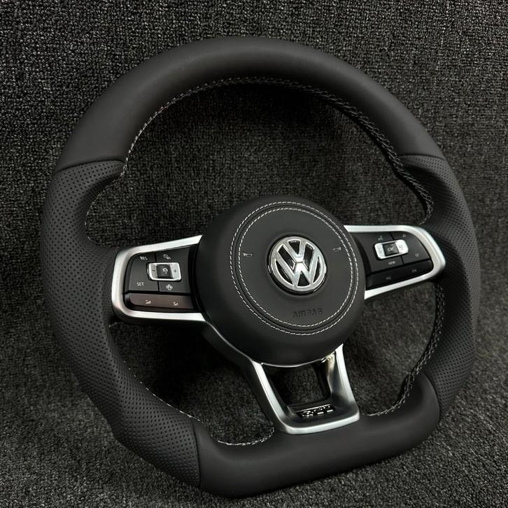 Volant sportif en cuir Volkswagen, cuir GTI Polo Golf, Autos : Pièces & Accessoires, Commande, Volkswagen, Neuf, Enlèvement ou Envoi