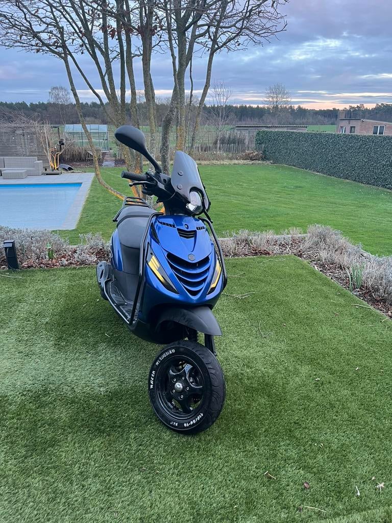 Piaggio Zip 2013, Fietsen en Brommers, Scooters | Piaggio, Ophalen, Gebruikt, Zip, Klasse A (25 km/u)