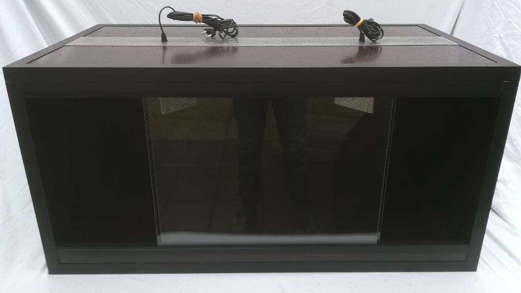 nieuw terrarium in de maat 120x50x50 van 18mm betonplex, Ophalen, Nieuw