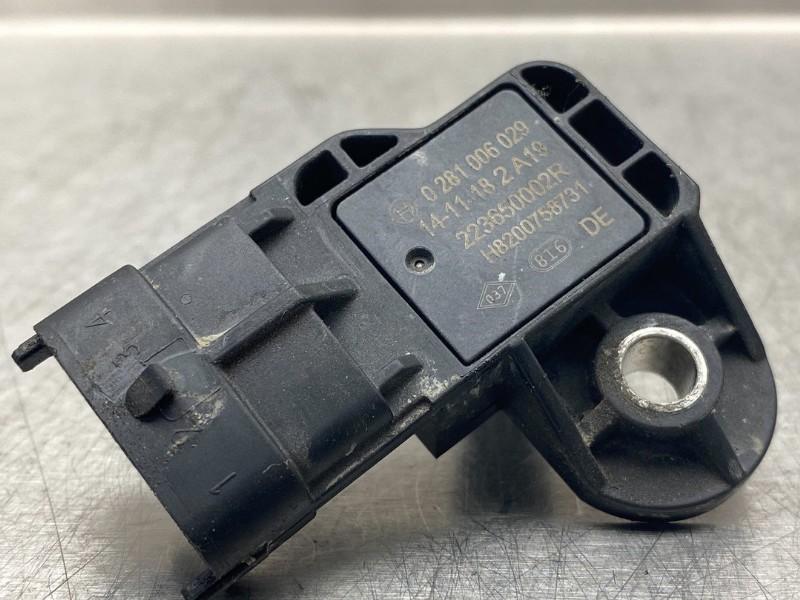 CAPTEUR DE CARTE Nissan Qashqai (J11) (|0281006029|), Utilisé, Nissan