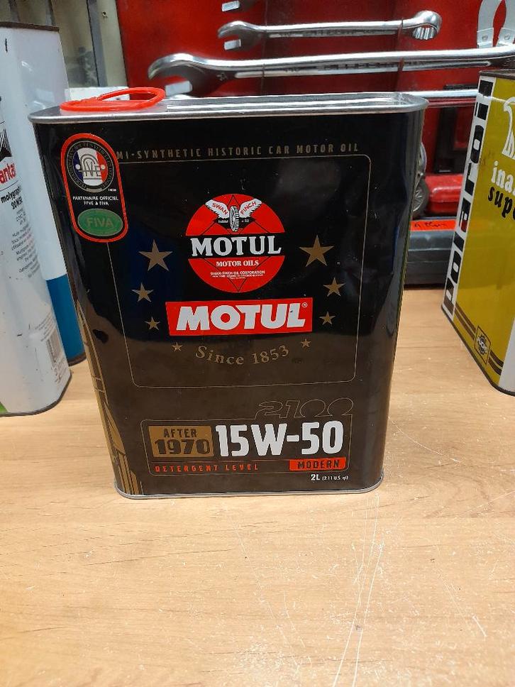 ancien bidon huile vide motul 15w50 ffve, Collections, Marques & Objets publicitaires, Utilisé, Autres types, Envoi
